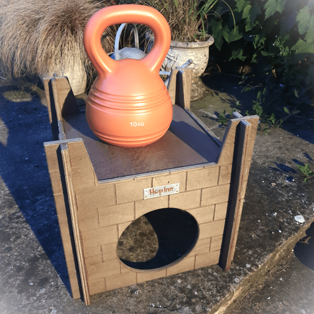 Rabbit Castle - 3 Way Entrance - Bricked Faced (Weathered Wood)