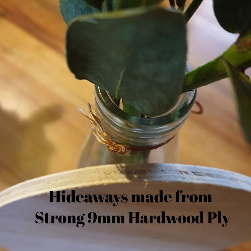 Rabbit Bricked Hideaway (Moss Green) - Image 4